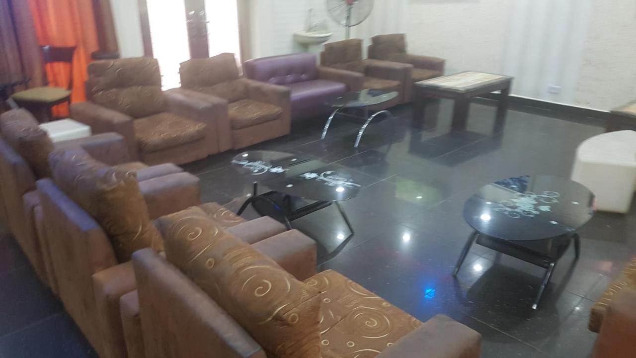 November 5 Hotel Bale Akiosi Buitenkant foto